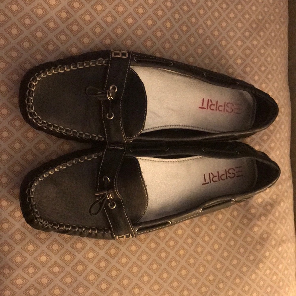 Size 8.5 Esprit moccasin loafers